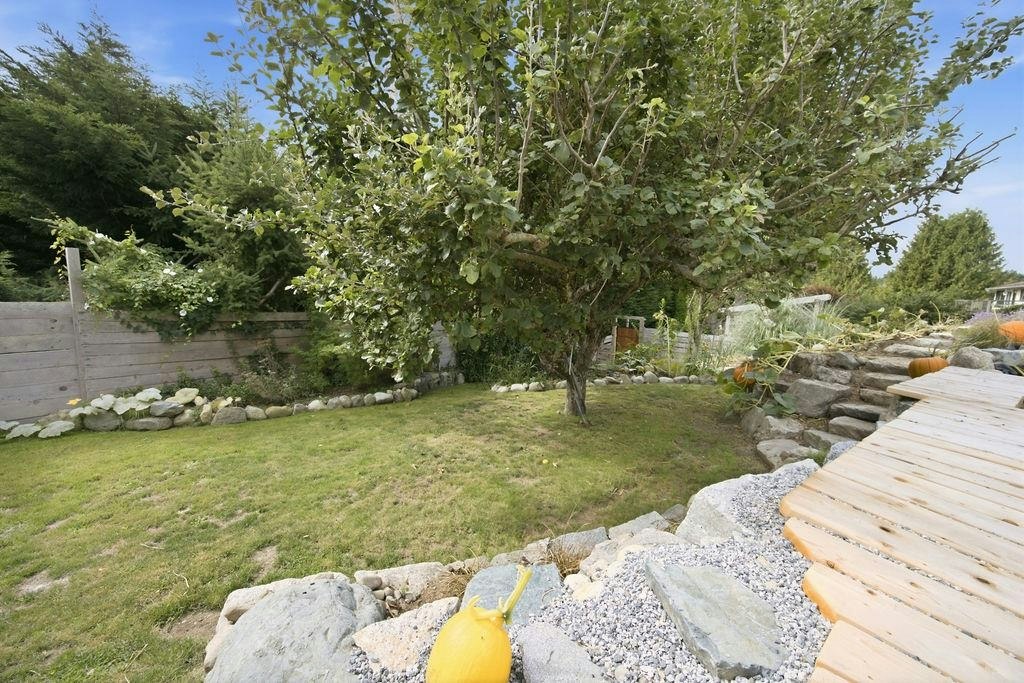 6447 Samron Road, Sechelt, BC, V7Z 0M8 - 31