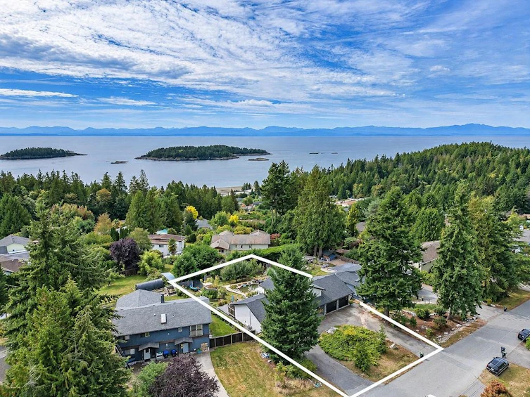 6447 Samron Road, Sechelt, BC, V7Z 0M8 - 34