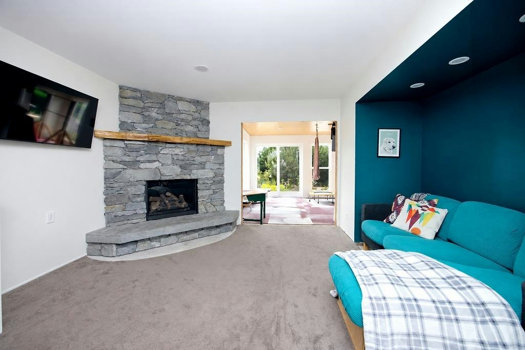 6447 Samron Road, Sechelt, BC, V7Z 0M8 - 15