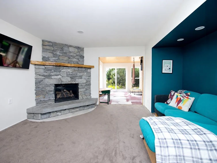 6447 Samron Road, Sechelt, BC, V7Z 0M8 - 15