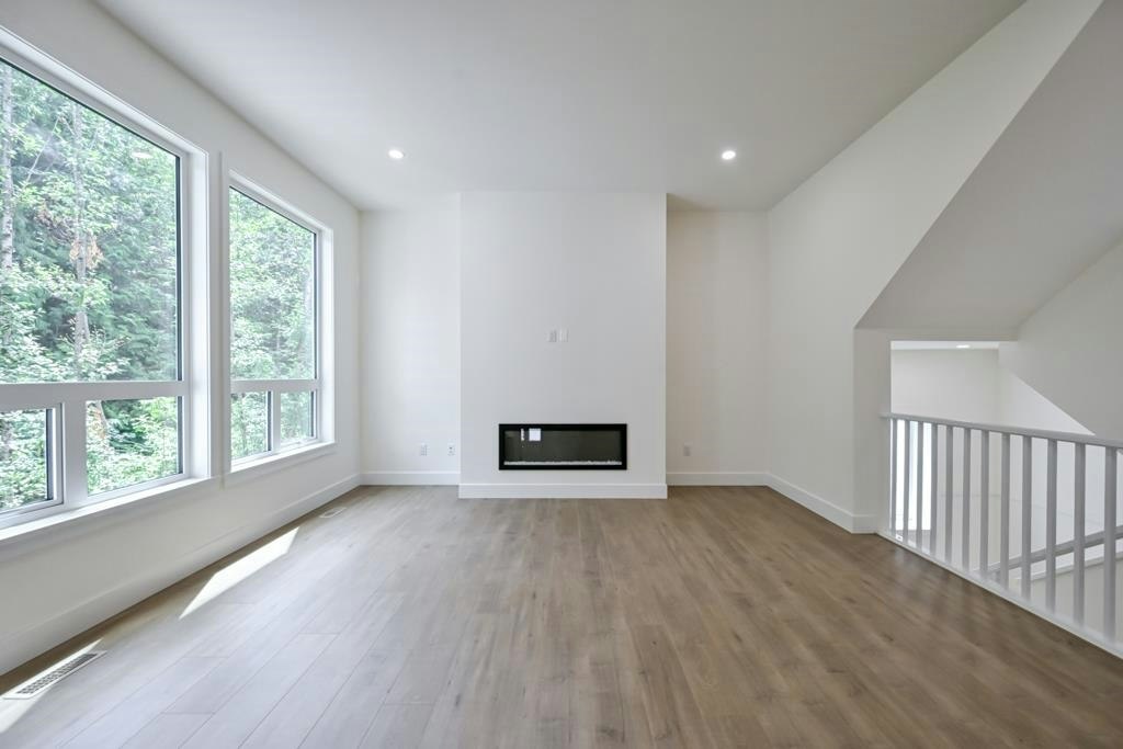 10112 Elderberry Crescent, Surrey, BC, V4N 6X8 - 8