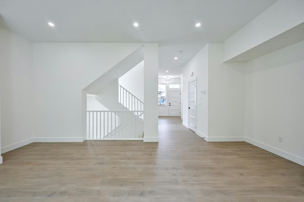 10112 Elderberry Crescent, Surrey, BC, V4N 6X8 - 7