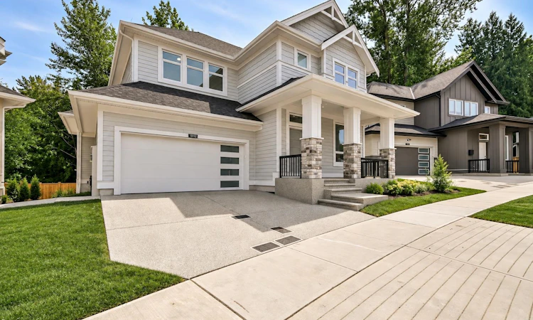 10112 Elderberry Crescent
