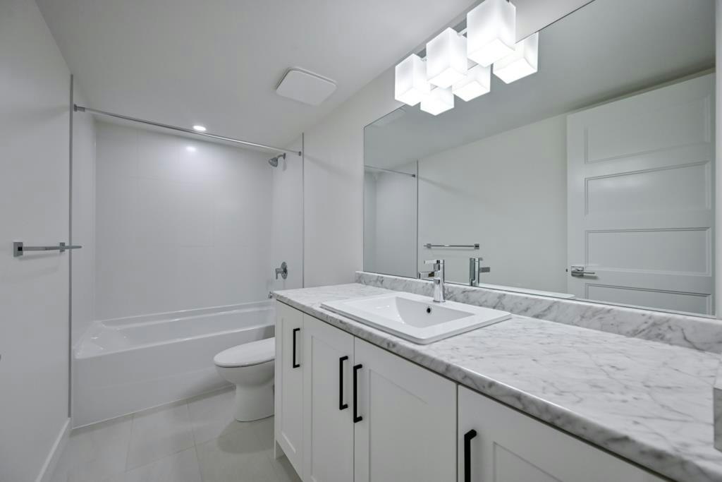 10112 Elderberry Crescent, Surrey, BC, V4N 6X8 - 32