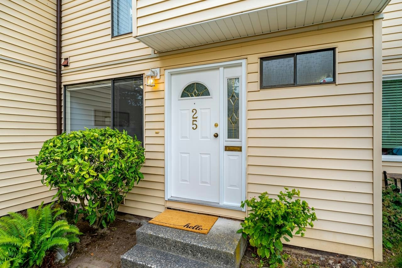 25-9346 128 Street - 2