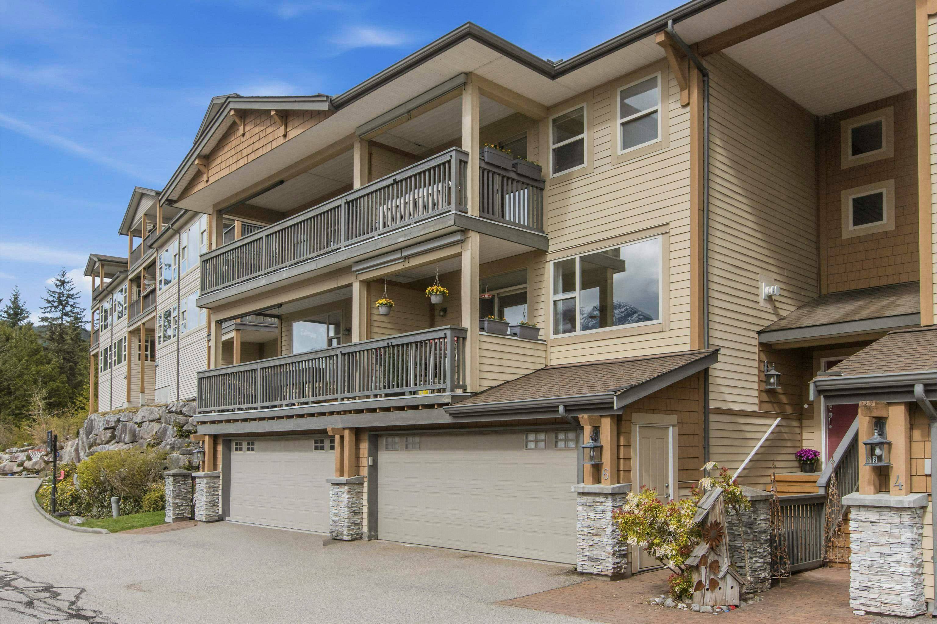 6-1024 Glacier View Drive - 3