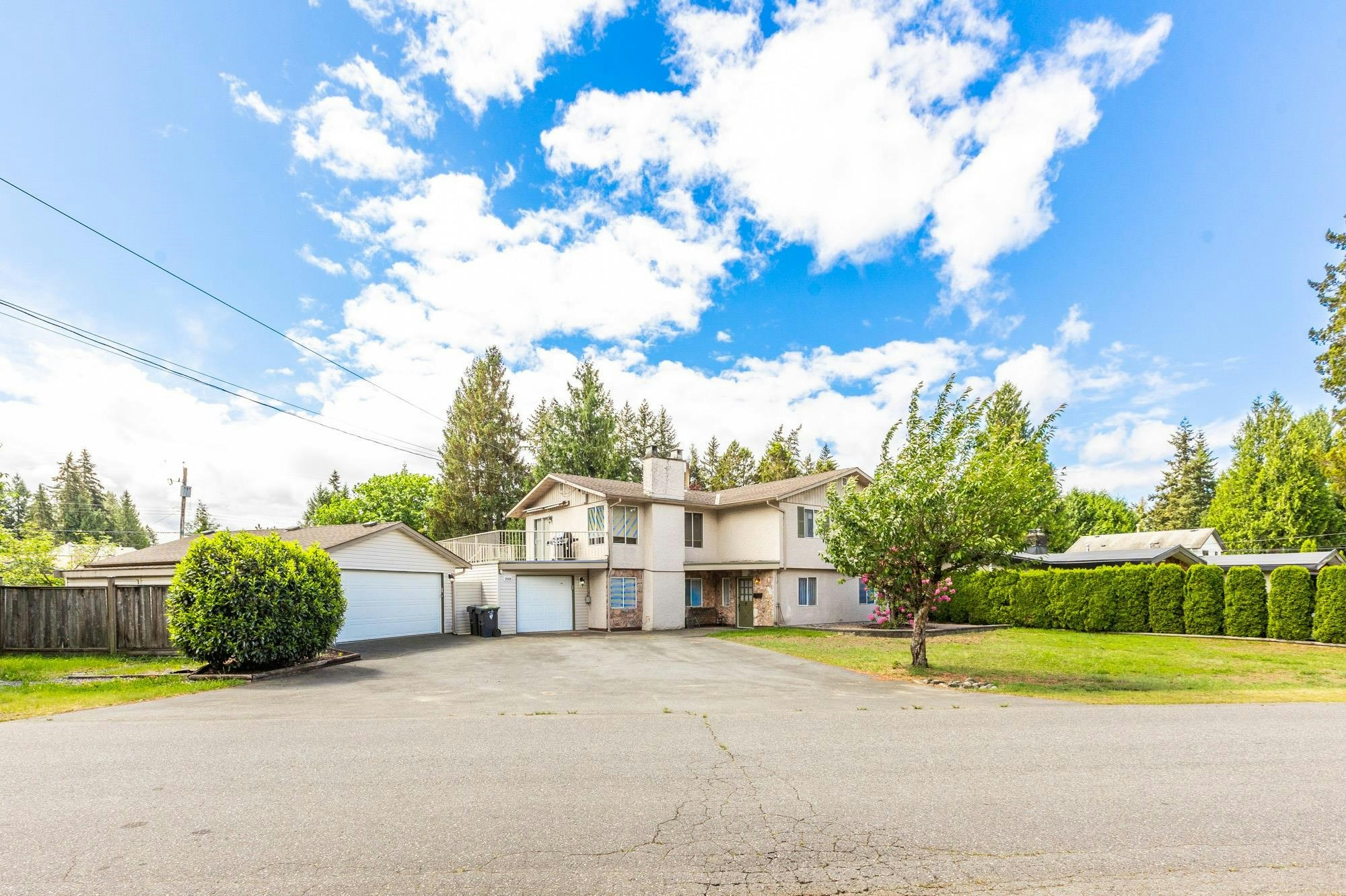 20554 43a Avenue, Langley, BC, V3A 3C8