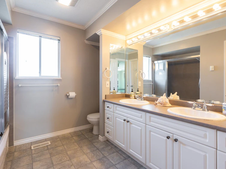 20554 43a Avenue, Langley, BC, V3A 3C8 - 19