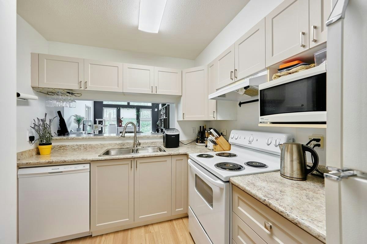402-1190 Eastwood Street, Coquitlam, BC, V3B 7S1 - 9