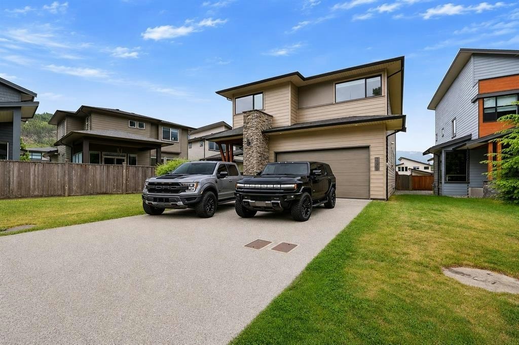 39340 Falcon Crescent, Squamish, BC, V8B 0Y9