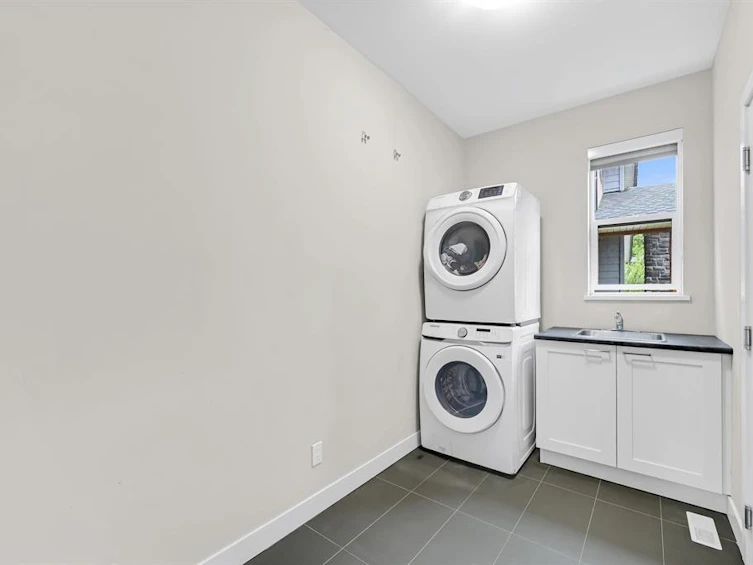 39340 Falcon Crescent, Squamish, BC, V8B 0Y9 - 17
