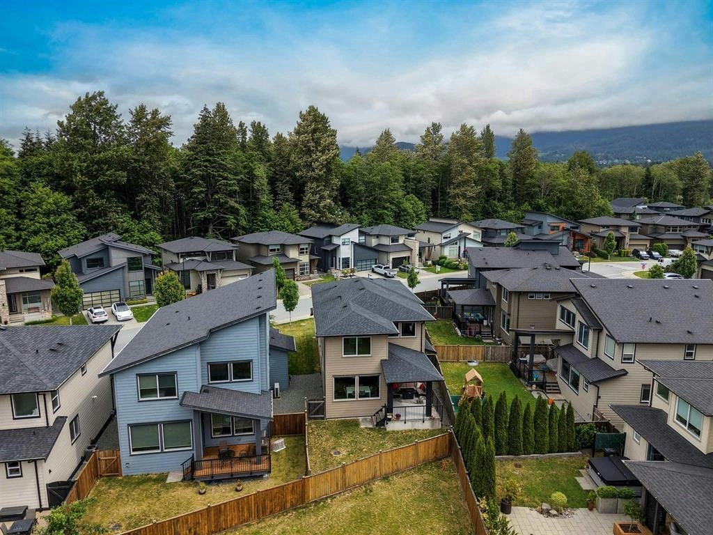 39340 Falcon Crescent, Squamish, BC, V8B 0Y9 - 23