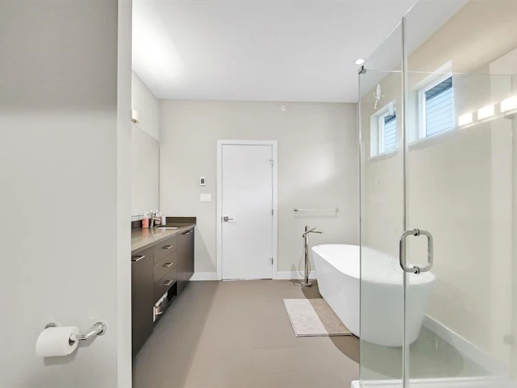 39340 Falcon Crescent, Squamish, BC, V8B 0Y9 - 10