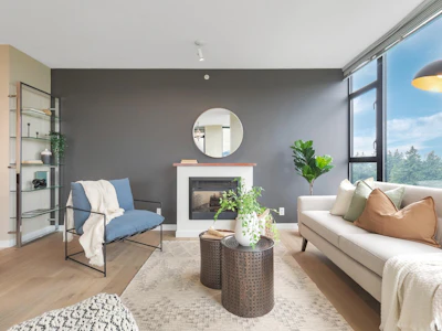 2203-15 E Royal Avenue - 3