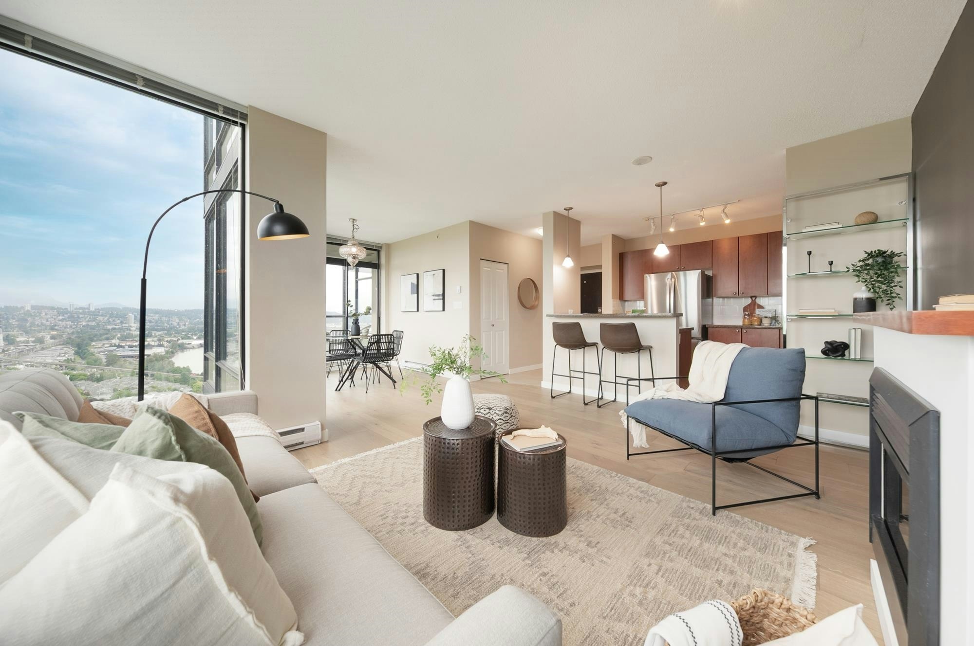 2203-15 E Royal Avenue - 4