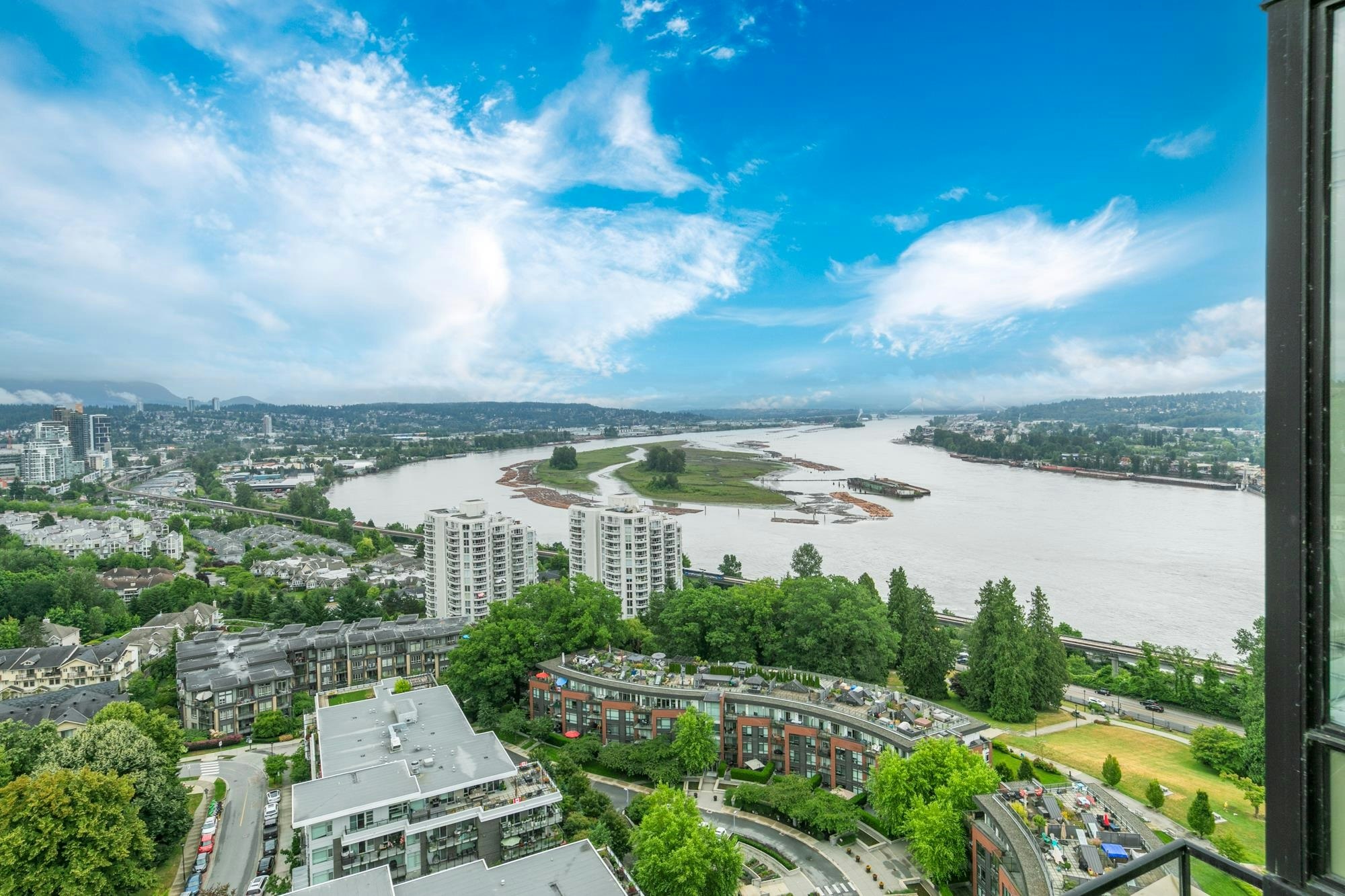 2203-15 E Royal Avenue, New Westminster, BC, V3L 0A9 - 15
