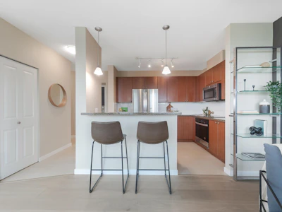 2203-15 E Royal Avenue - 5