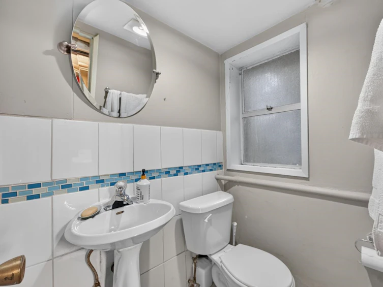 236 W 12th Avenue, Vancouver, BC, V5Y 1T8 - 14