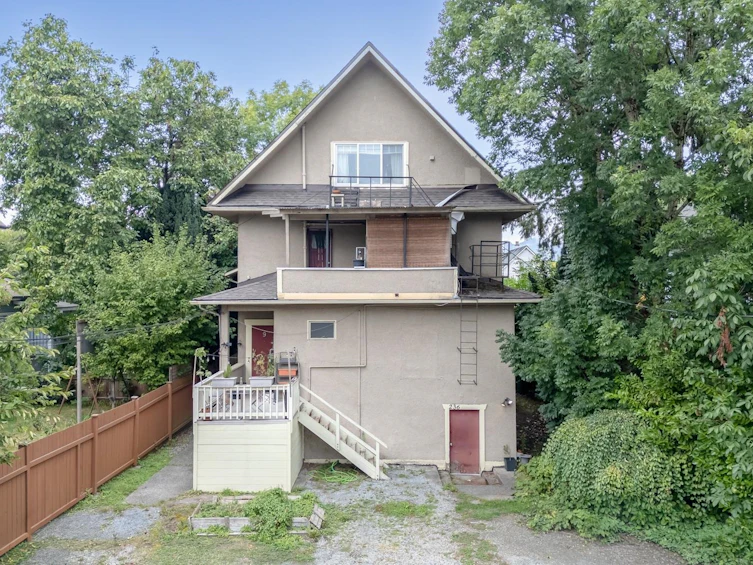236 W 12th Avenue, Vancouver, BC, V5Y 1T8 - 12