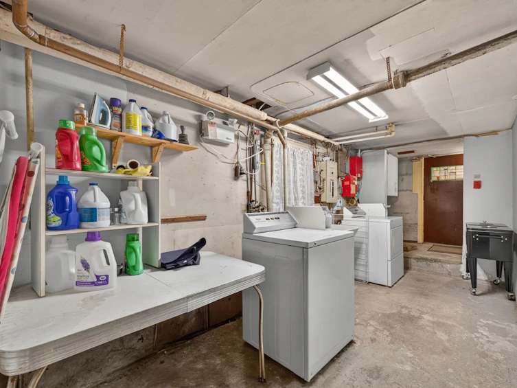 236 W 12th Avenue, Vancouver, BC, V5Y 1T8 - 13