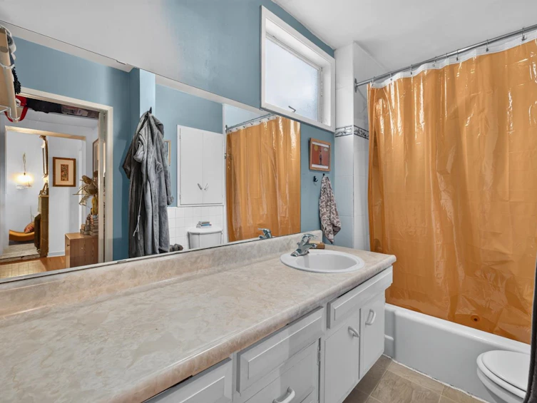 236 W 12th Avenue, Vancouver, BC, V5Y 1T8 - 7