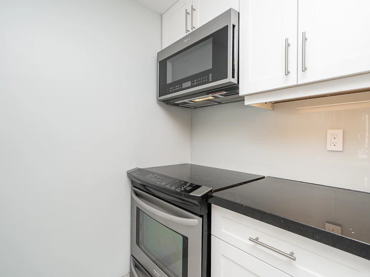403-811 Helmcken Street, Vancouver, BC, V6Z 1B1 - 5