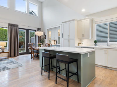 33-7891 211 Street - 3