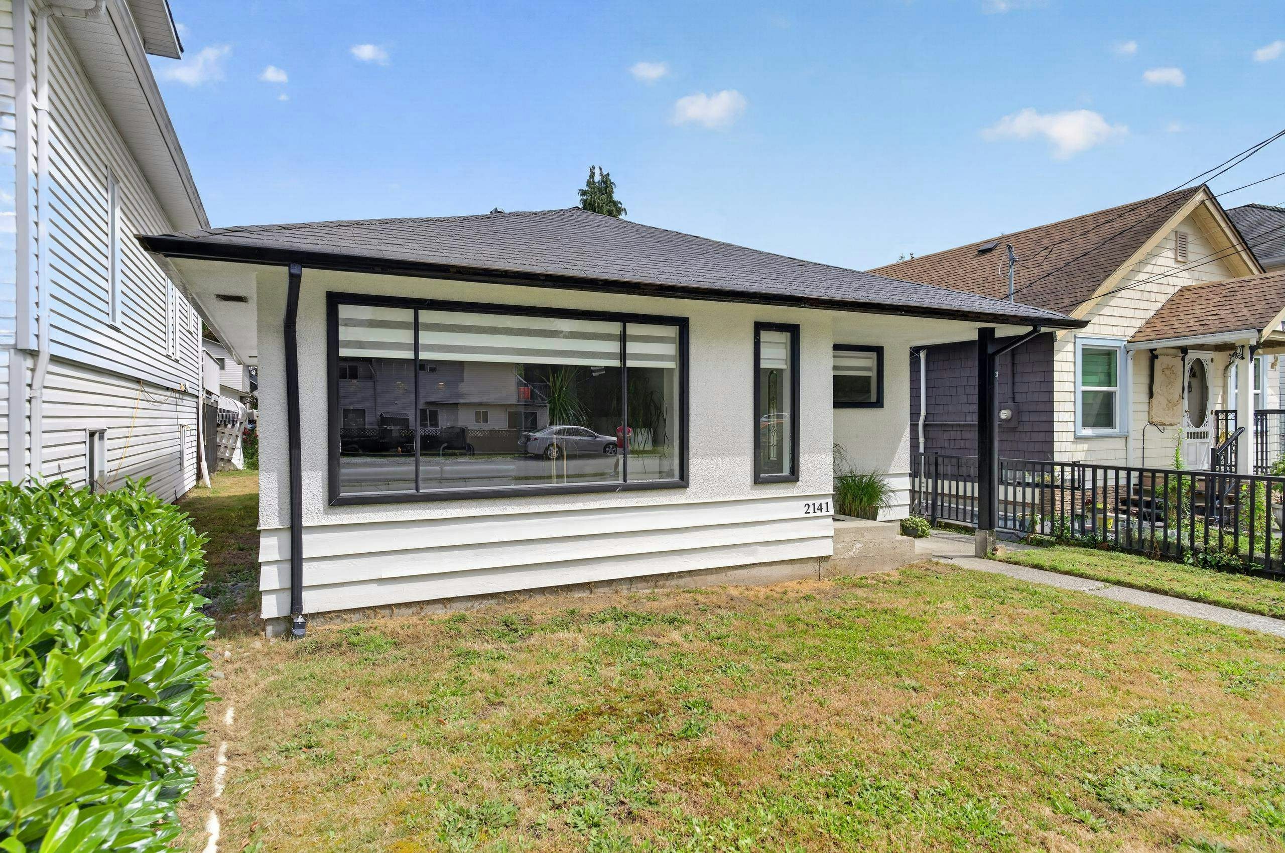 2141 Fraser Avenue, Port Coquitlam, BC, V3B 1N7 - 2