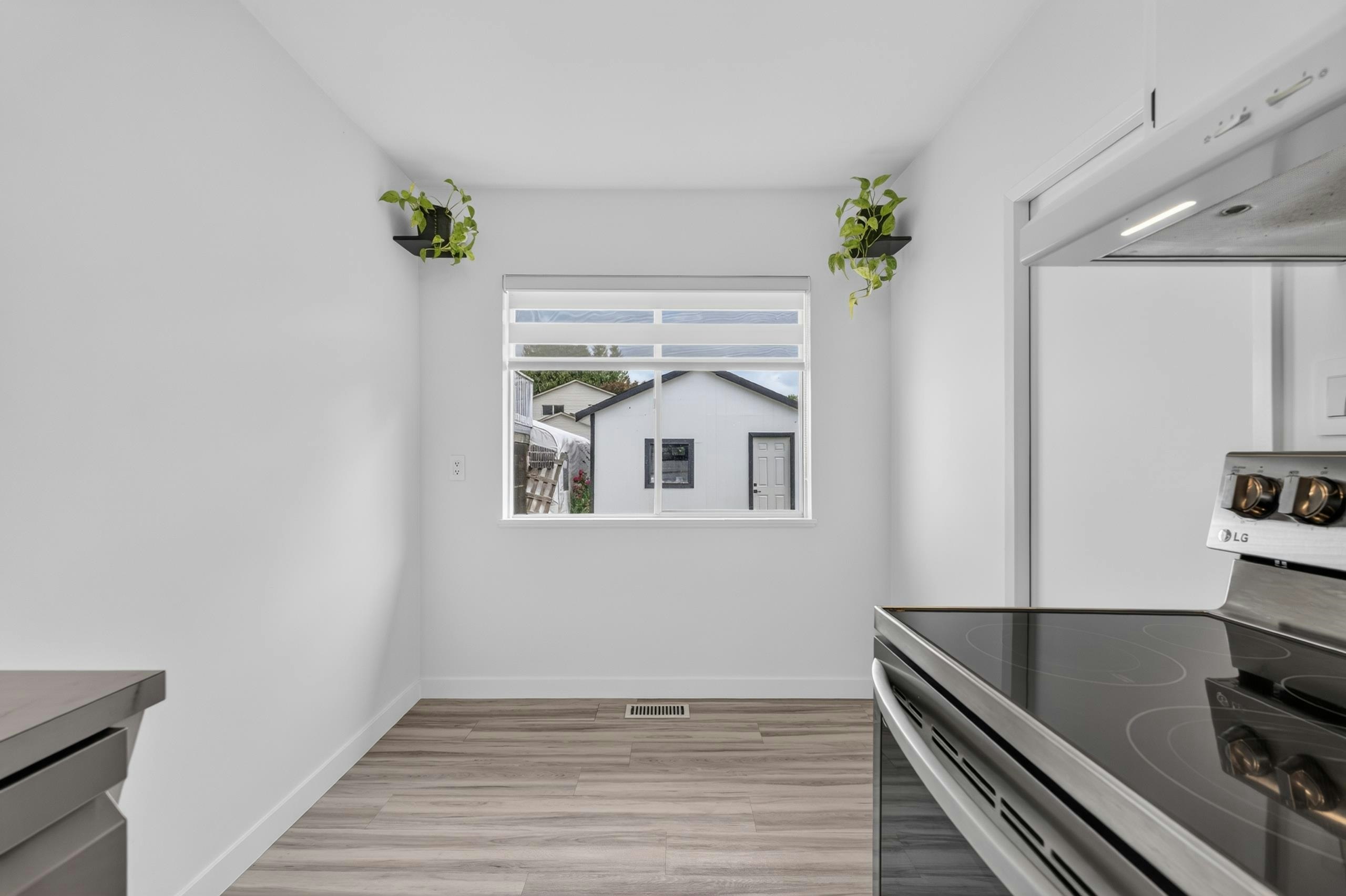 2141 Fraser Avenue, Port Coquitlam, BC, V3B 1N7 - 13