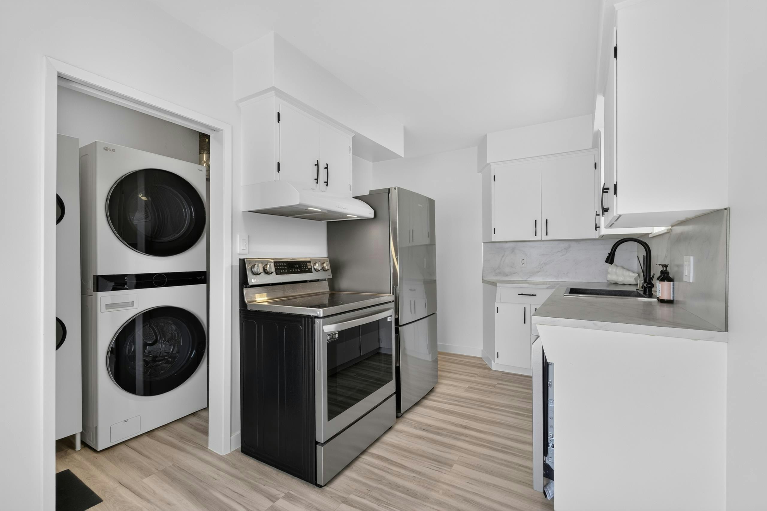 2141 Fraser Avenue, Port Coquitlam, BC, V3B 1N7 - 14