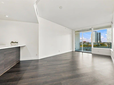 706-3557 Sawmill Crescent - 4