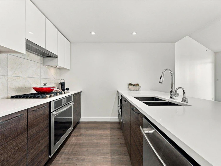 706-3557 Sawmill Crescent, Vancouver, BC, V5S 0E2 - 8