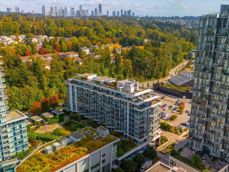 706-3557 Sawmill Crescent, Vancouver, BC, V5S 0E2 - 2