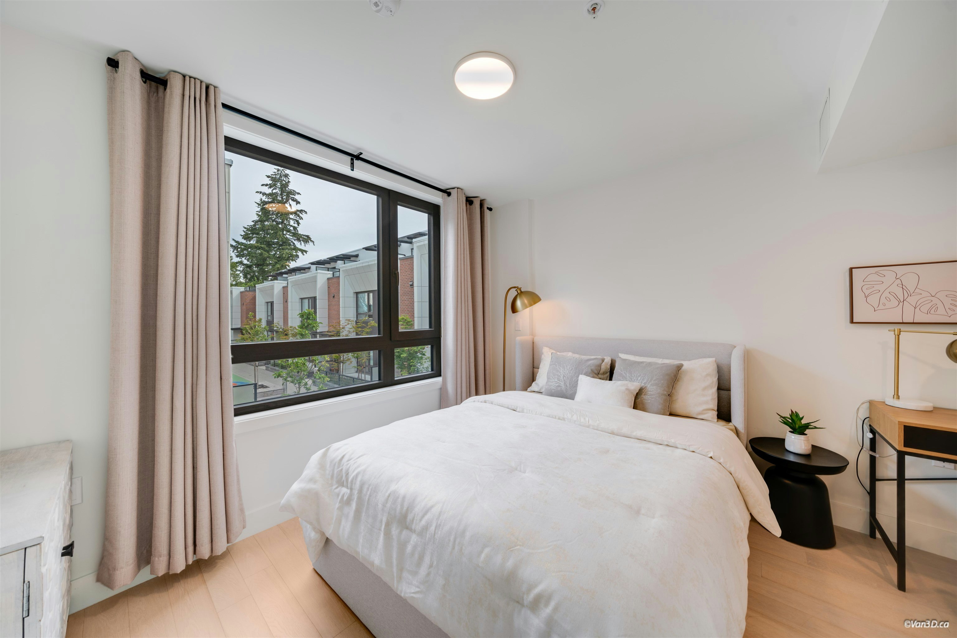 6292 Oak Street, Vancouver, BC, V6M 2W4 - 6
