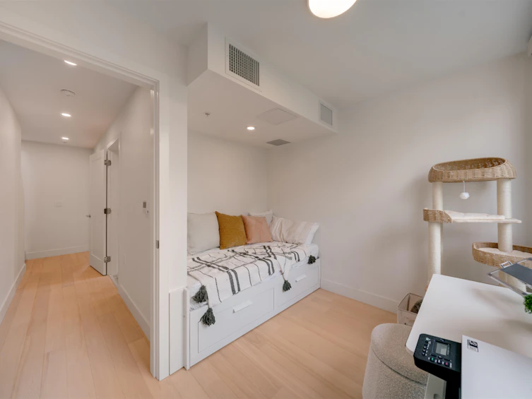 6292 Oak Street, Vancouver, BC, V6M 2W4 - 7