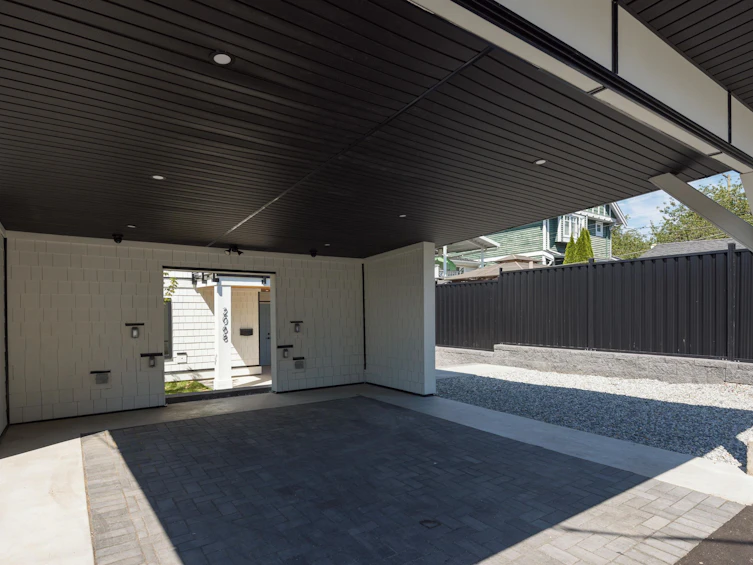 2066 E 1st Avenue, Vancouver, BC, V5N 1B5 - 26