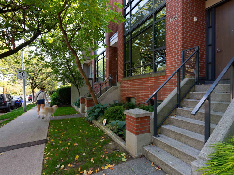 1088 W 7th Avenue, Vancouver, BC, V6H 0B5 - 31