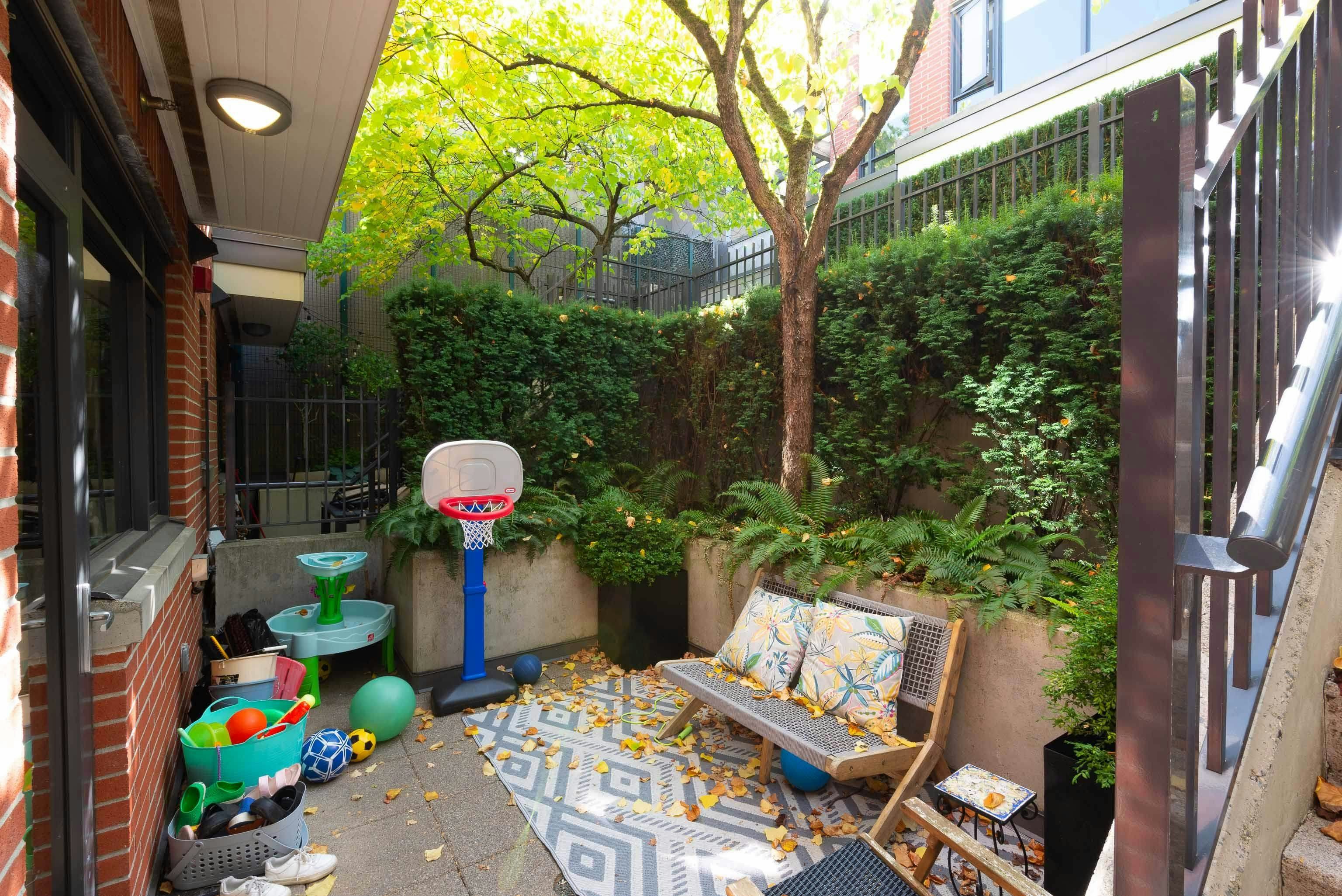 1088 W 7th Avenue, Vancouver, BC, V6H 0B5 - 14