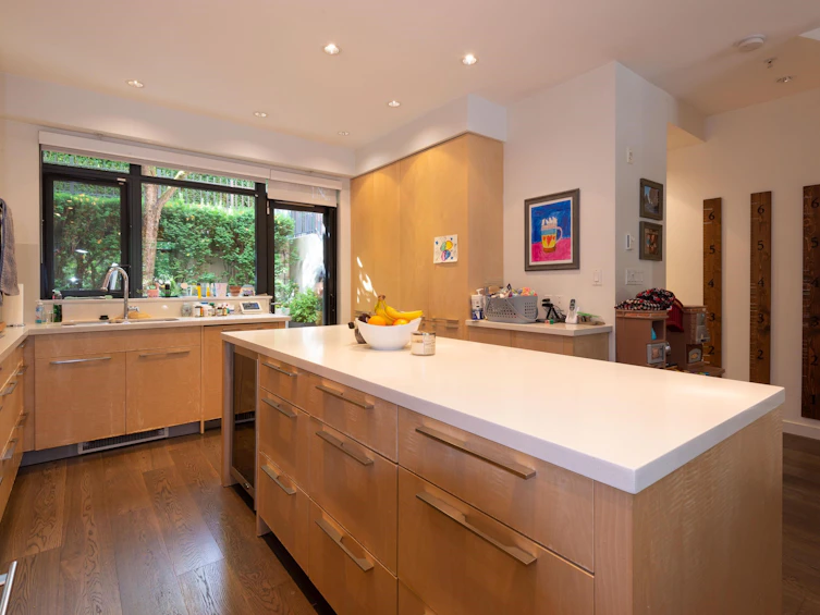 1088 W 7th Avenue, Vancouver, BC, V6H 0B5 - 11