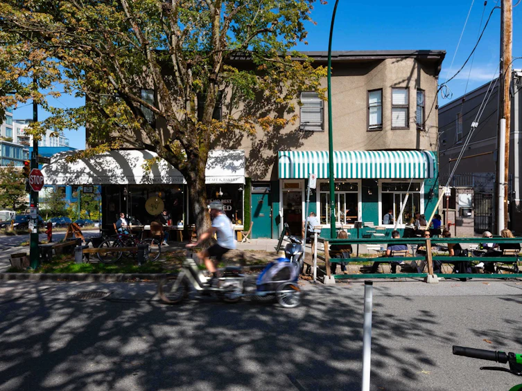 1088 W 7th Avenue, Vancouver, BC, V6H 0B5 - 33