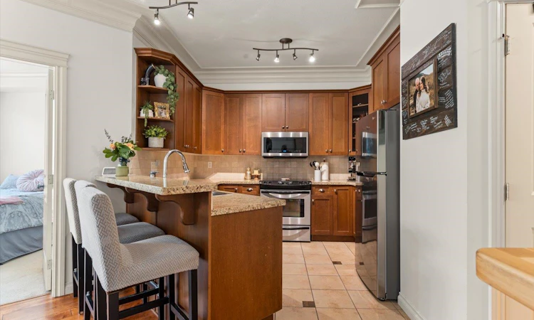 208-32729 Garibaldi Drive
