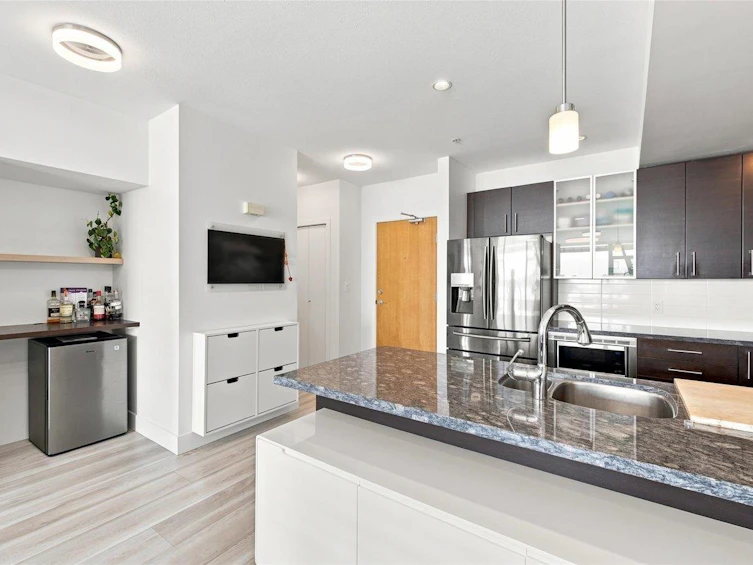 202-14200 Riverport Way, Richmond, BC, V6W 1M4 - 9