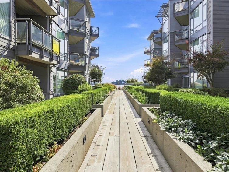 202-14200 Riverport Way, Richmond, BC, V6W 1M4 - 32