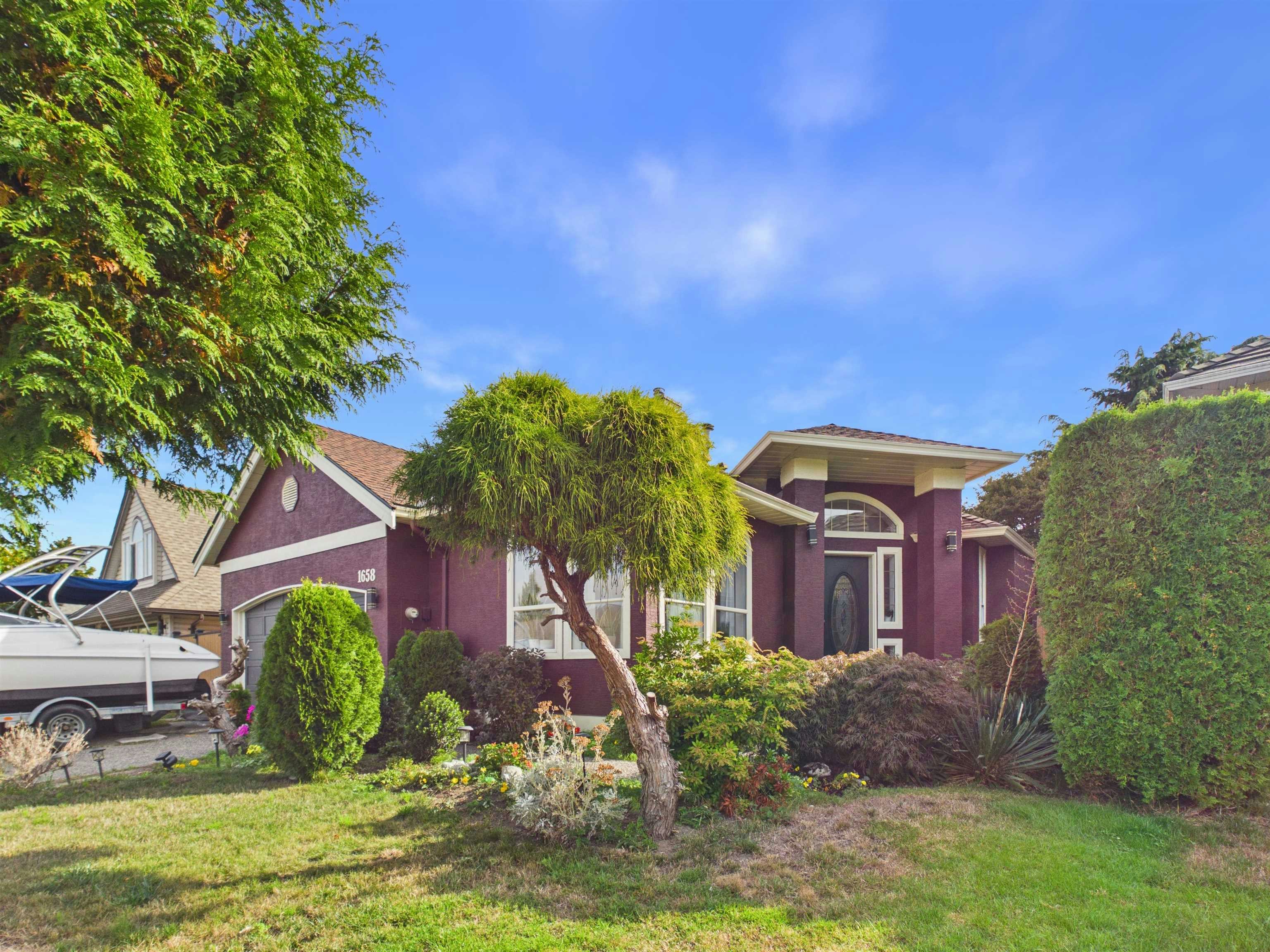 1658 Golf Club Drive, Delta, BC, V4M 4E2 - 4
