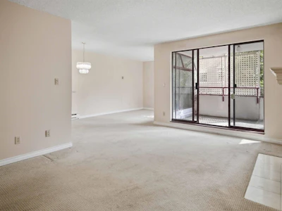 105-1042 Nelson Street - 2