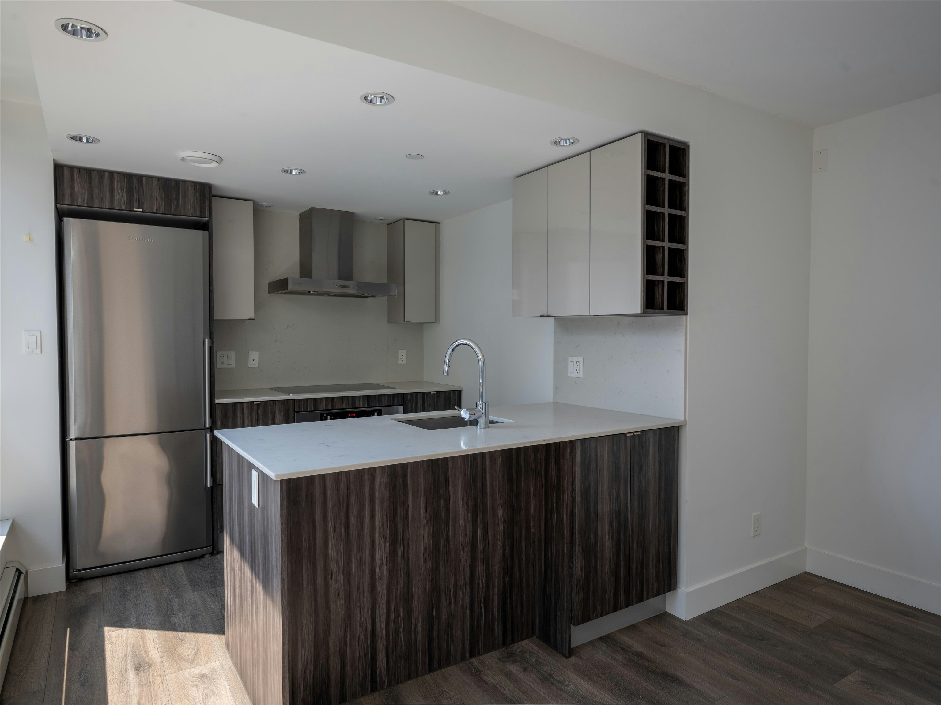 706-1788 Columbia Street, Vancouver, BC, V5Y 0L7 - 5