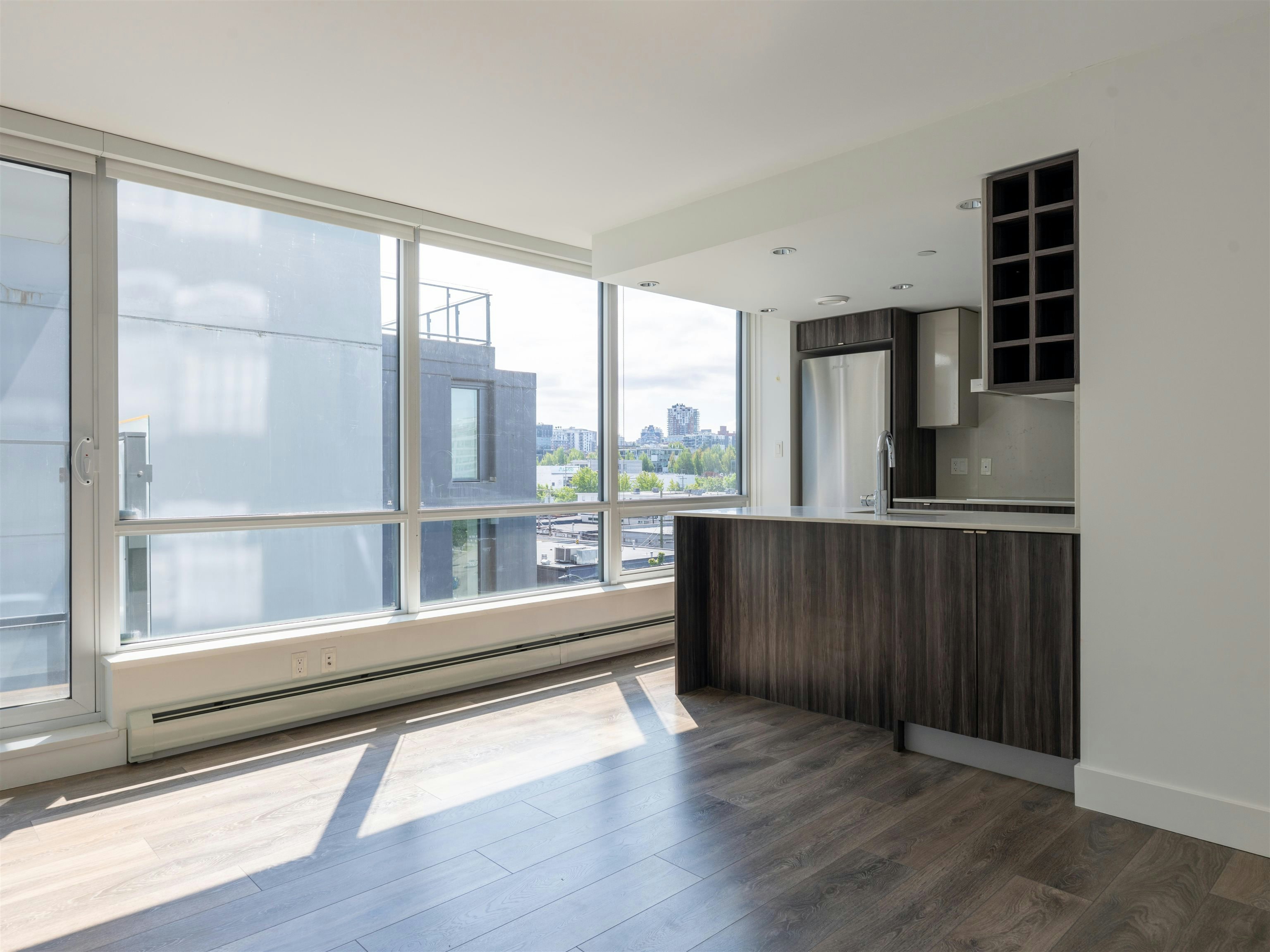 706-1788 Columbia Street, Vancouver, BC, V5Y 0L7