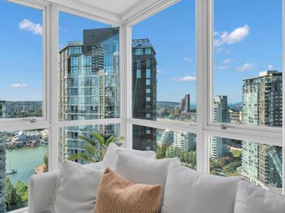 3005-1408 Strathmore Mews - 5