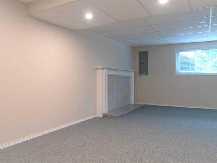 2124 Topaz Street, Abbotsford, BC, V2T 3W6 - 24