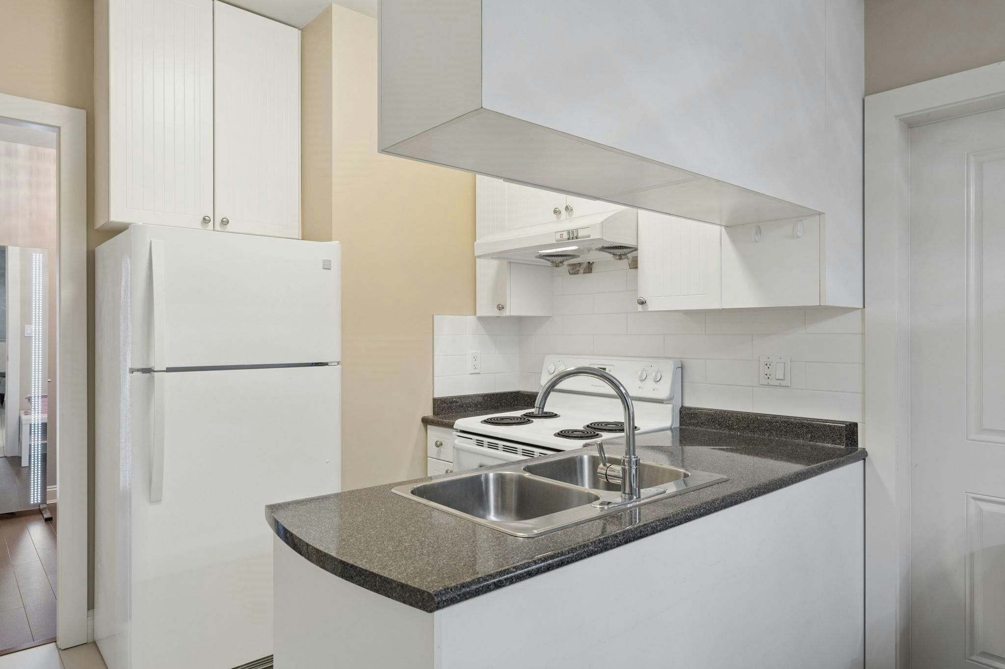 4898 Quebec Street, Vancouver, BC, V5V 3M3 - 19